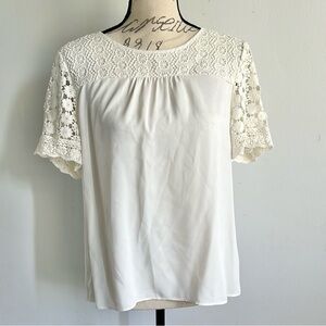 Talbots Elegant White Lace Women's Top Short Sleeve Shirt size medium